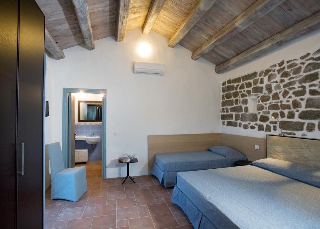 منزل الضيف سانت أنطونيو دي غالورا  في Liscia Country Relais المظهر الخارجي الصورة