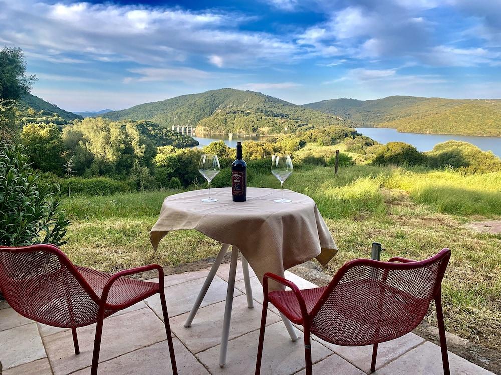 منزل الضيف سانت أنطونيو دي غالورا  في Liscia Country Relais المظهر الخارجي الصورة