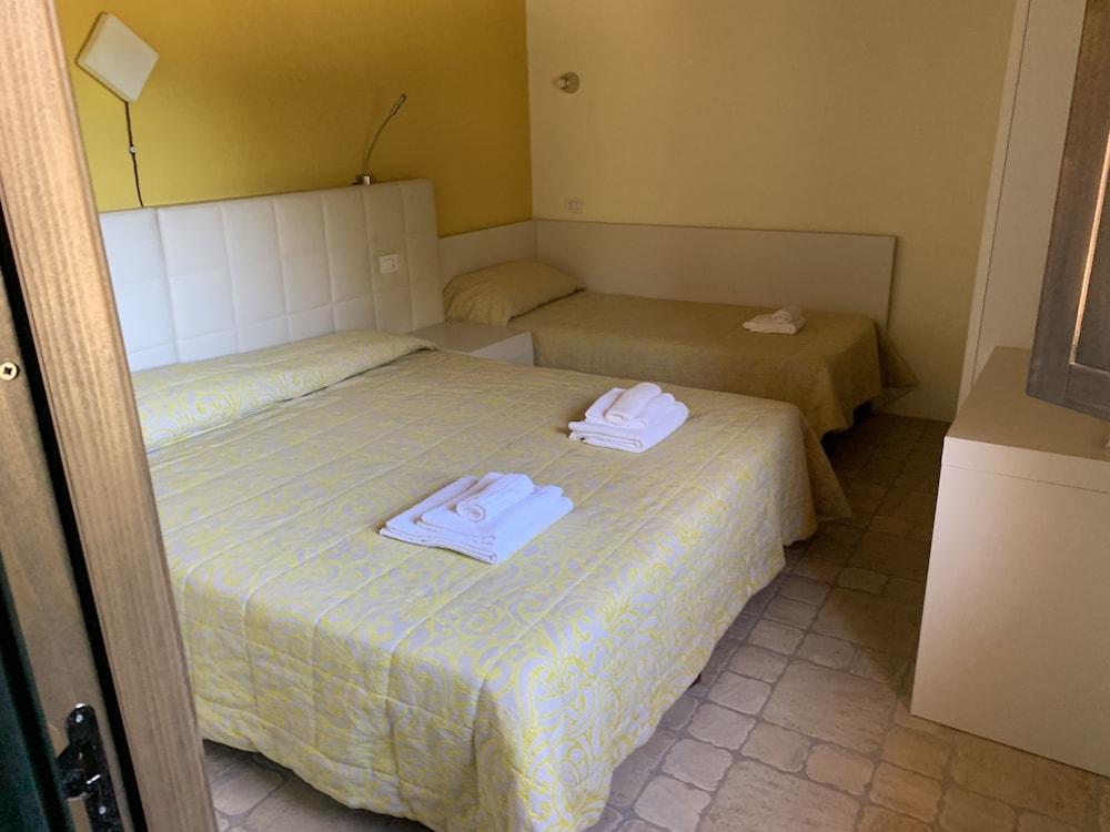 منزل الضيف سانت أنطونيو دي غالورا  في Liscia Country Relais المظهر الخارجي الصورة
