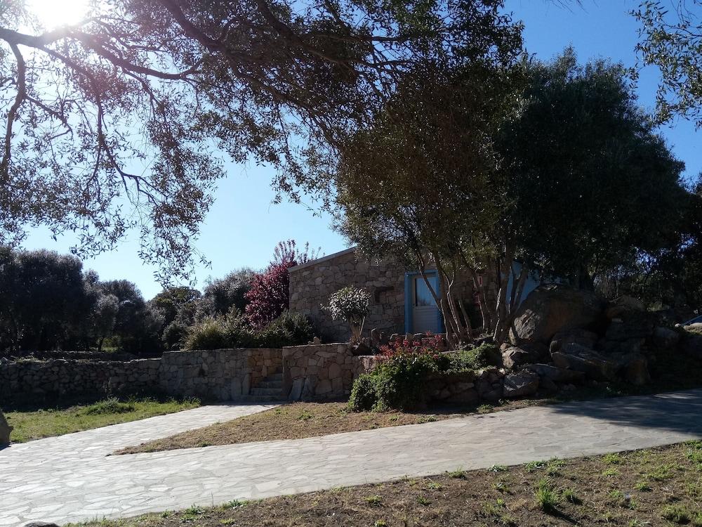منزل الضيف سانت أنطونيو دي غالورا  في Liscia Country Relais المظهر الخارجي الصورة