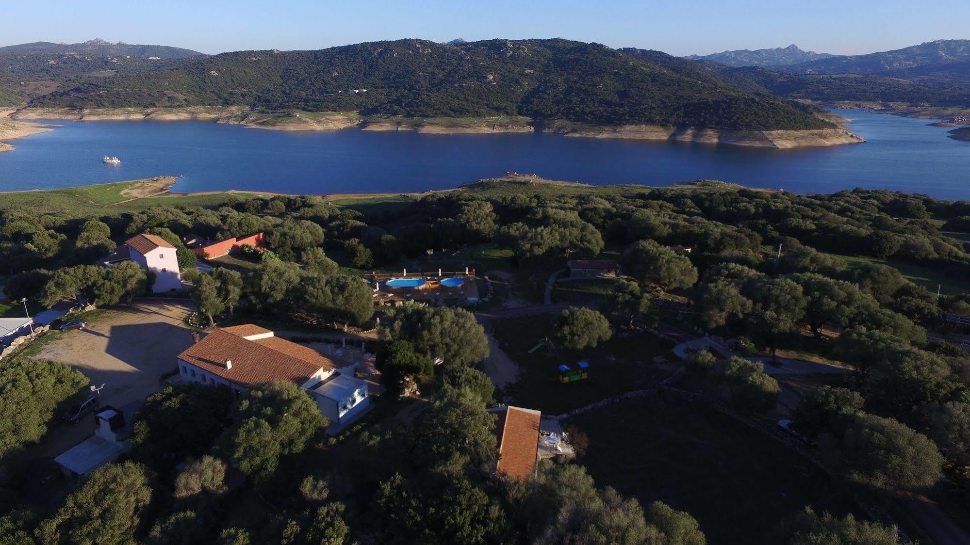 منزل الضيف سانت أنطونيو دي غالورا  في Liscia Country Relais المظهر الخارجي الصورة