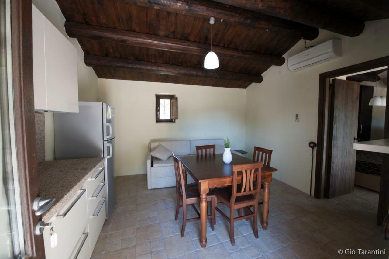 منزل الضيف سانت أنطونيو دي غالورا  في Liscia Country Relais المظهر الخارجي الصورة